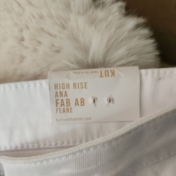 NWT Kut from the Kloth Women's High Rise Flare Leg White Jeans-Size 14 - Picture 3 of 6
